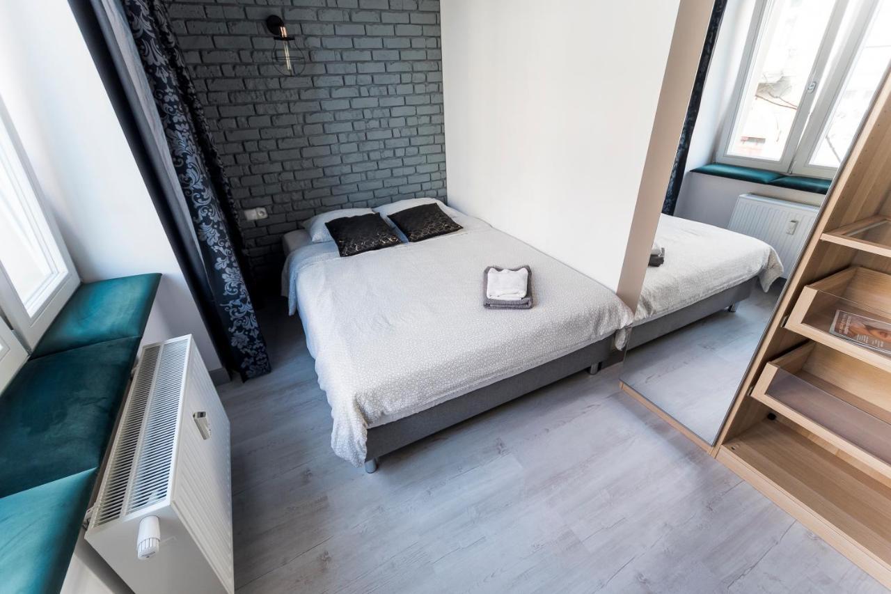 Apartament Centrum Superior Poznań Exteriör bild