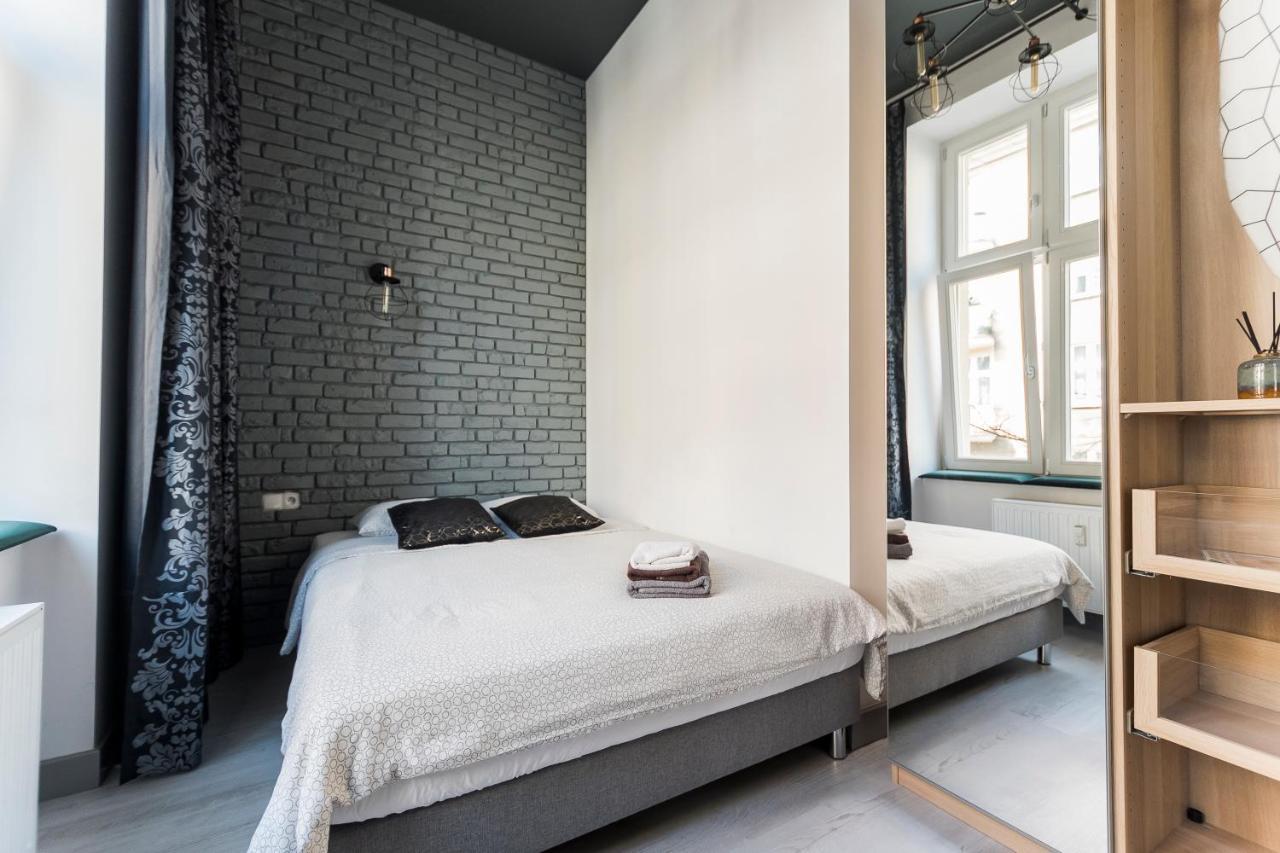Apartament Centrum Superior Poznań Exteriör bild