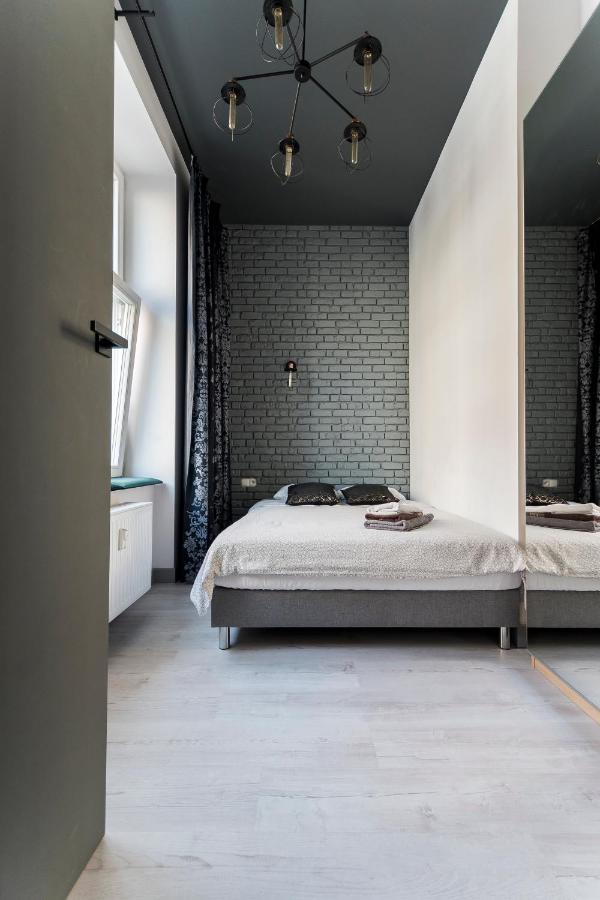 Apartament Centrum Superior Poznań Exteriör bild